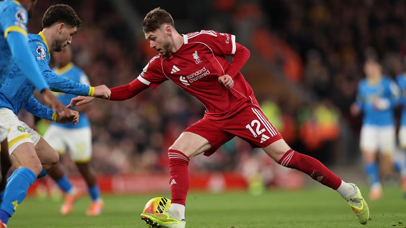 苏州队寇程：李玮锋教练要求很严格，没收了球迷送我的薯片