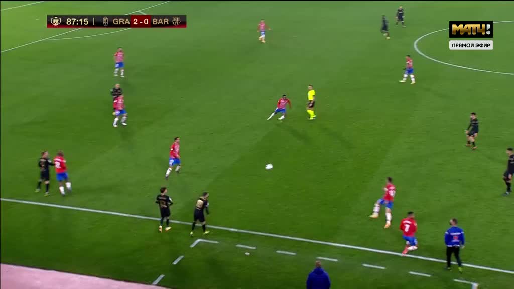 用冠军告别！前巴萨传奇正式挂靴退役，结束17年辉煌生涯