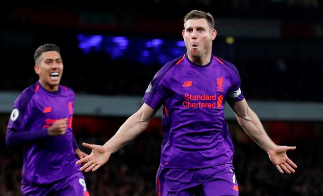 成都蓉城新掌门人徐正源成功续约，签约韦世豪、周定洋，球队迅速提升，备战亚冠，力争争冠。