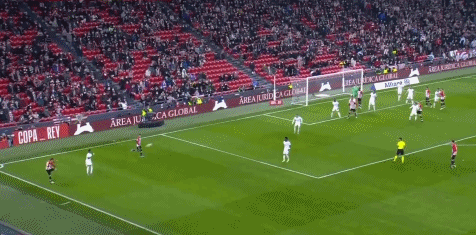 英媒：热刺队长罗梅罗累计5张黄牌停赛，防线或将面临挑战