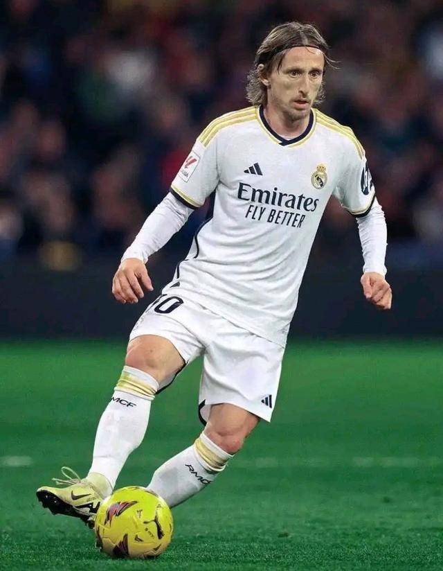 阿比亚蒂：这次的德比会踢得很开放；阿莱格里能让米兰回巅峰