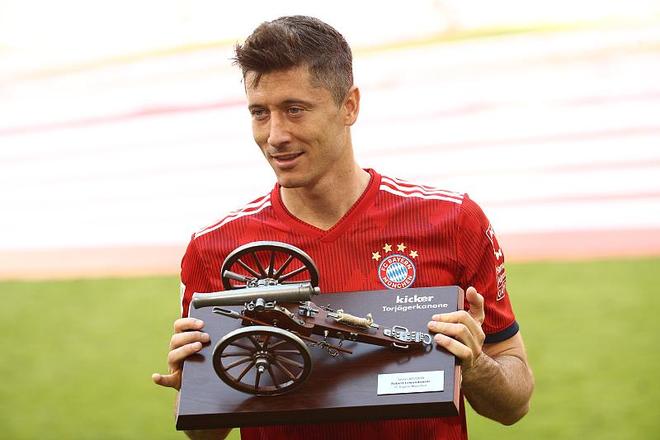 消息人士透露，拜仁对从曼联挖角充满信心，双方已就一月份的重磅交易展开谈判。