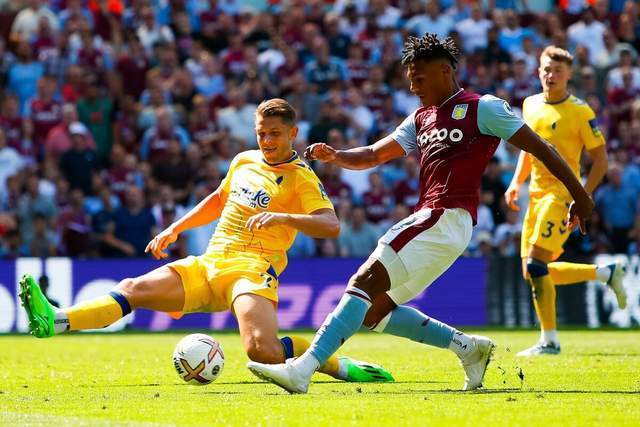 3-2,29岁拜仁旧将萨内1球1助,率队揽36分领跑,领先穆帅前东家4分