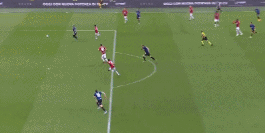 英媒：曼联准备以3000万英镑的价格出售霍伊伦